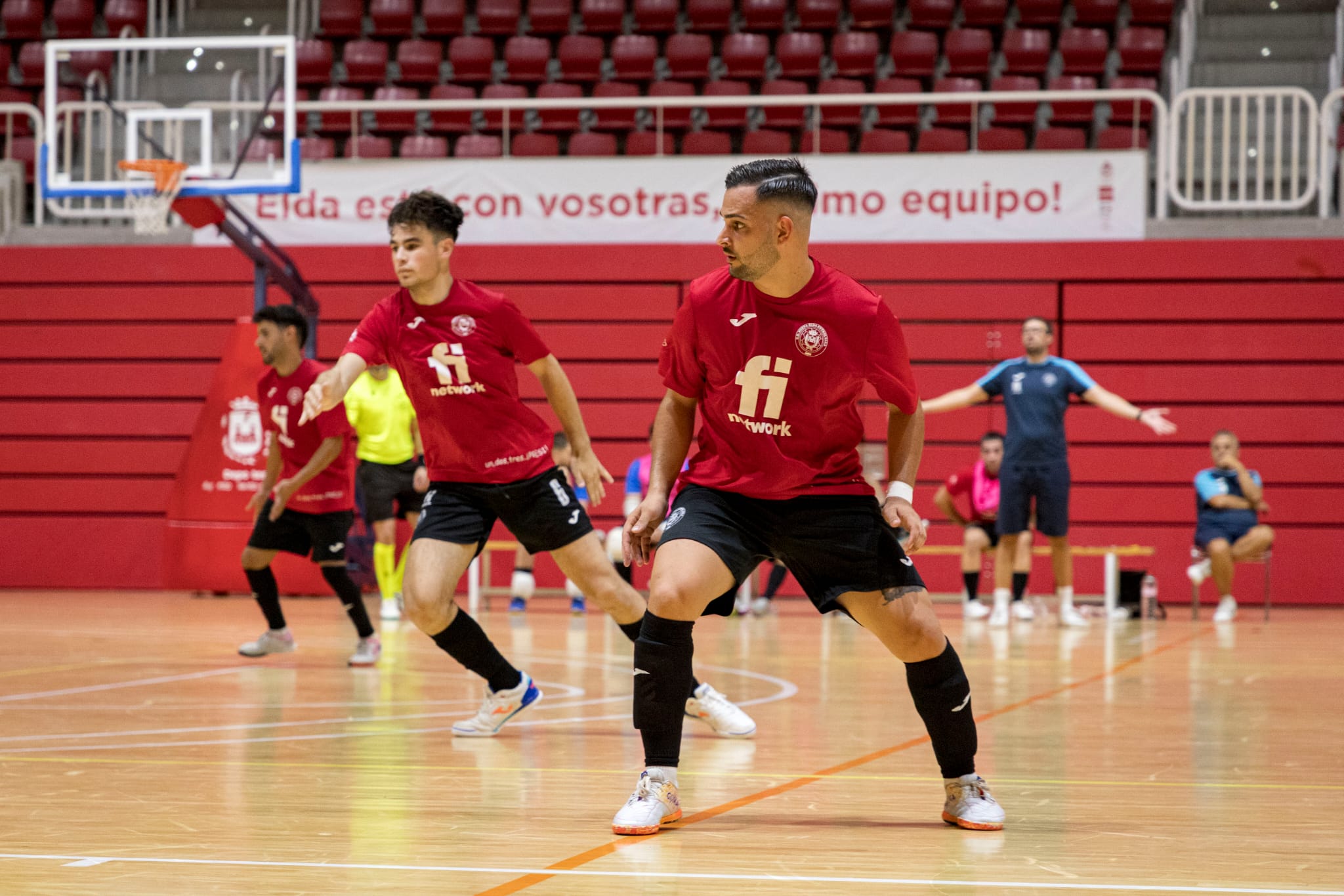 El Nueva Elda no consigue puntuar en un encuentro de locura